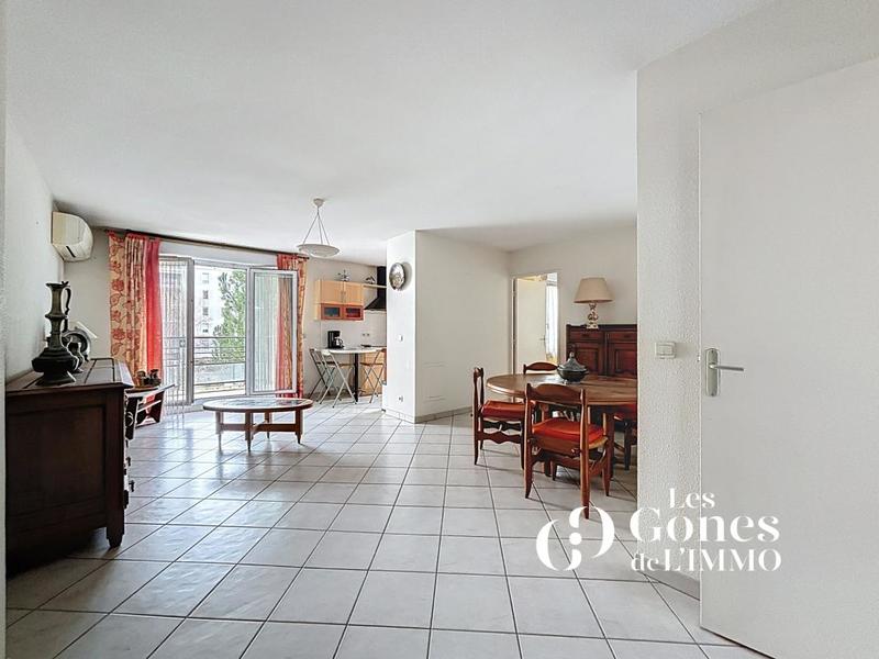 Appartement - 81 m² - 4 pièces