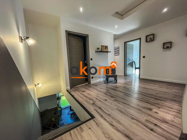 Maison - 137 m² - 5 pièces