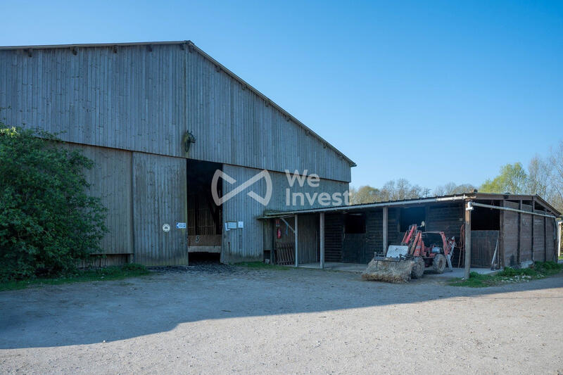 Local d'activités - 14 761 m² - 4 pièces