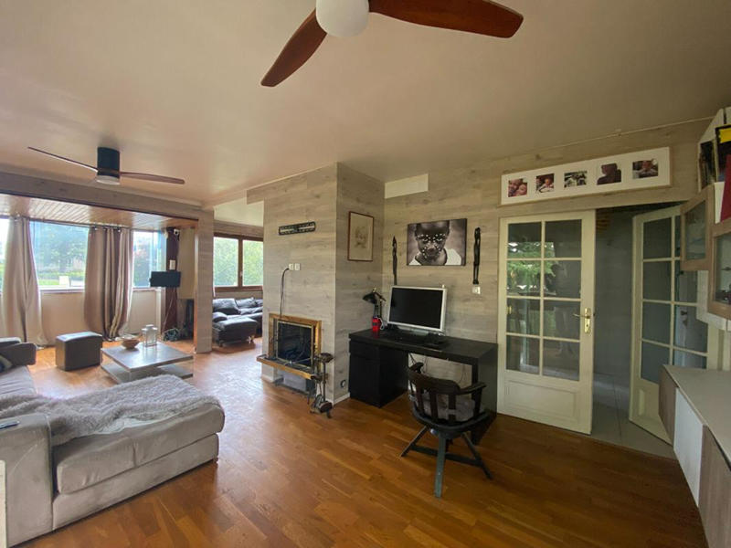 Appartement - 98 m² - 4 pièces