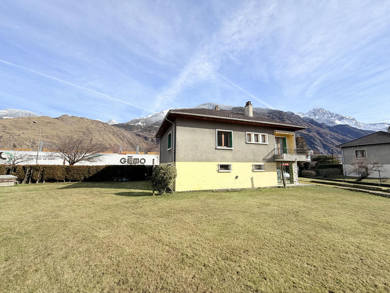 Maison - 159 m² - 5 pièces
