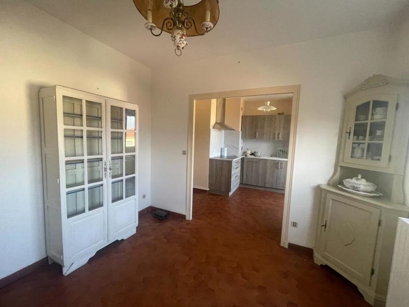 Appartement - 81 m² - 5 pièces