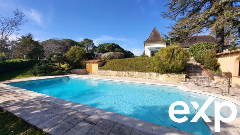 Maison - 165 m² - 5 pièces