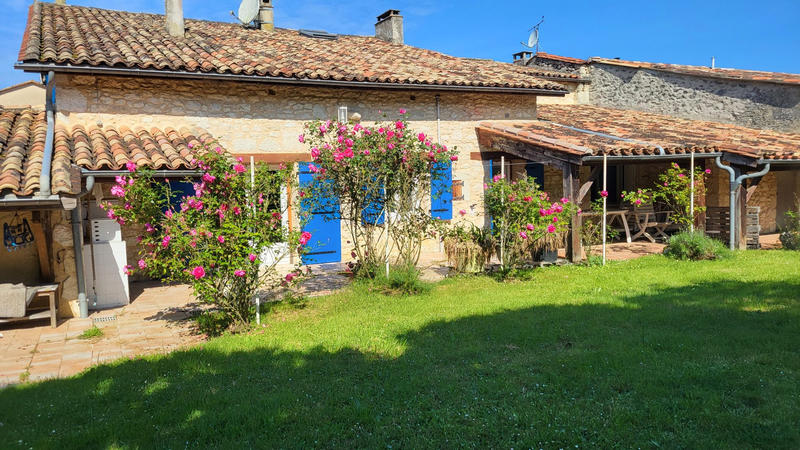 Maison - 210 m² - 5 pièces