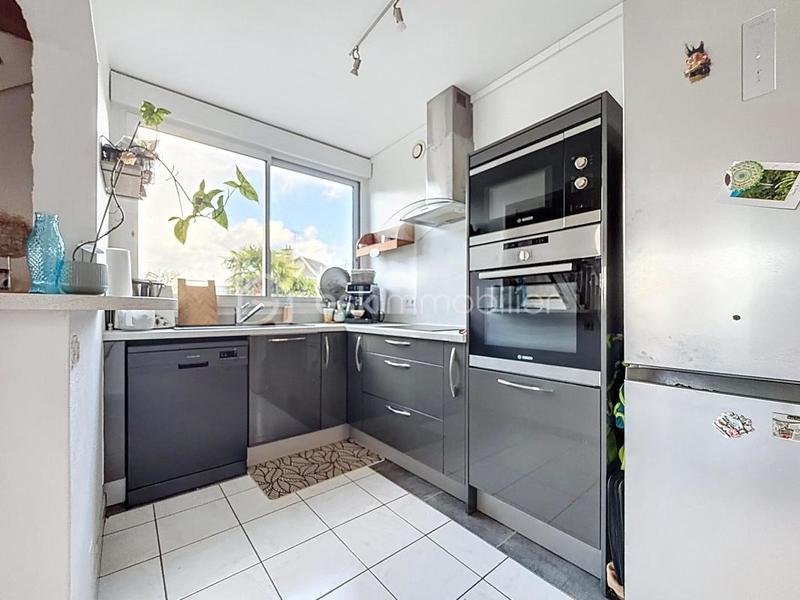 Pavillon - 130 m² - 6 pièces