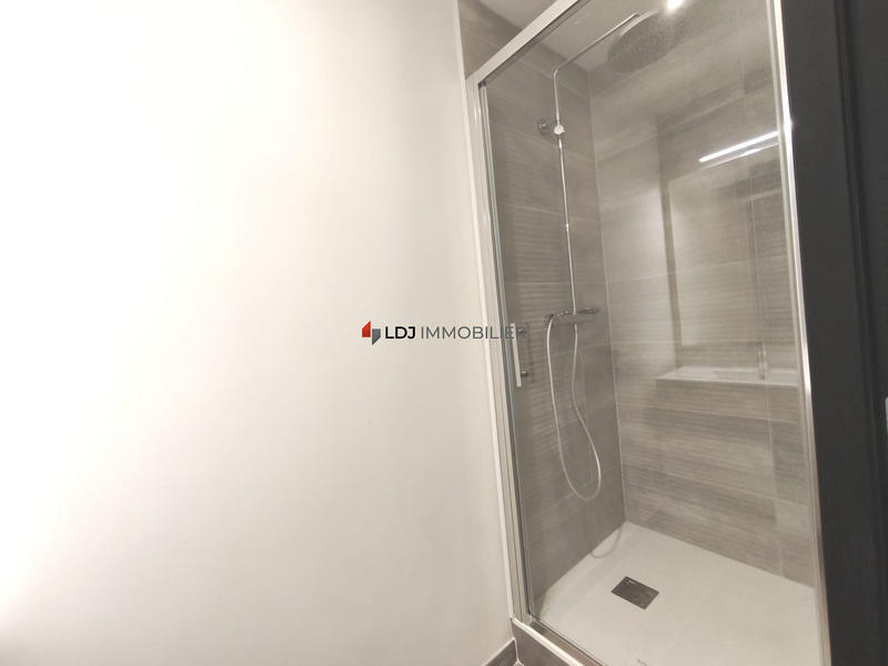 Appartement - 76 m² - 3 pièces