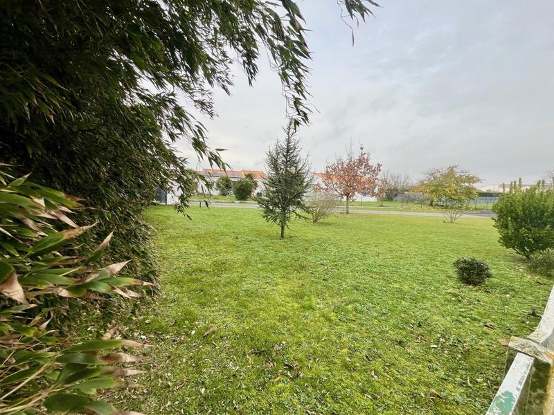 Maison - 223 m² - 7 pièces