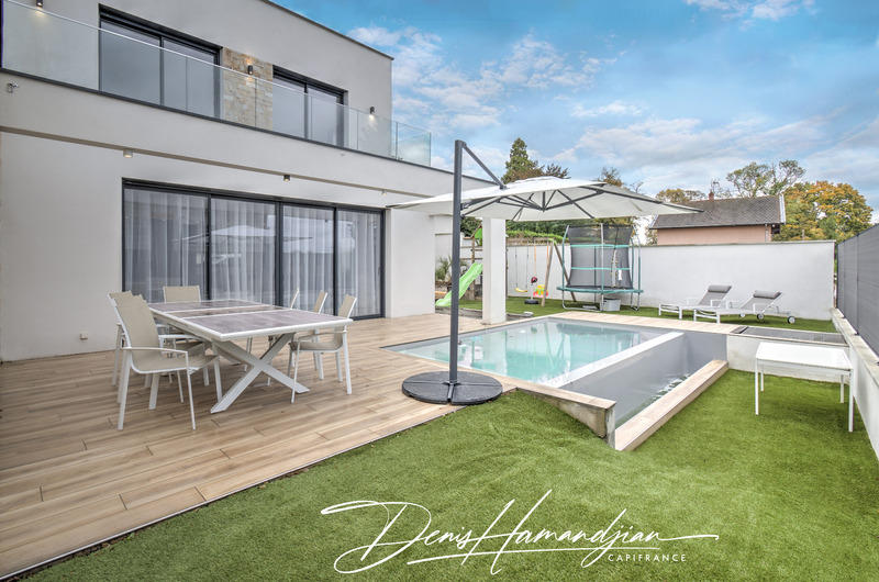 Maison - 135 m² - 5 pièces