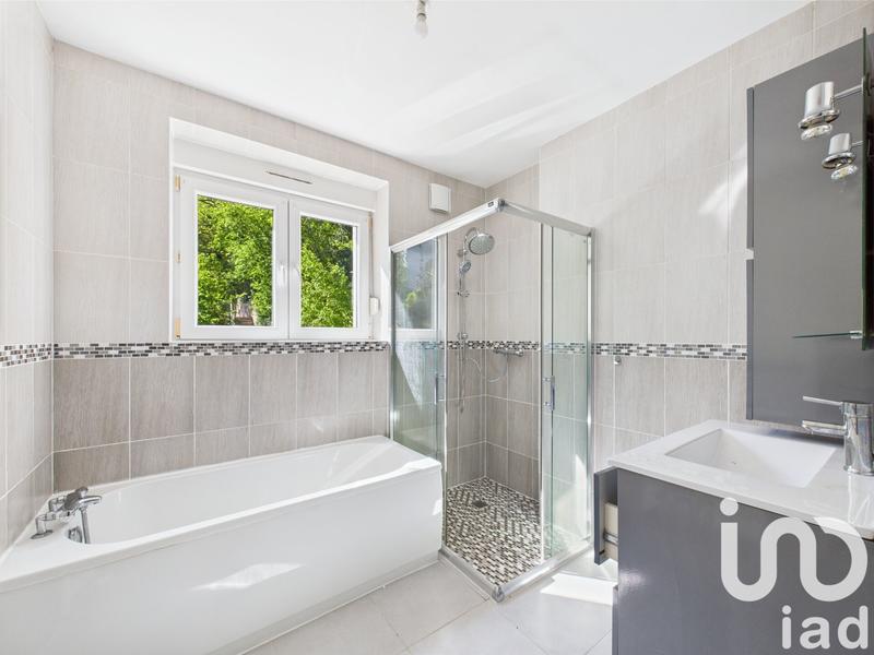 Appartement - 79 m² - 4 pièces