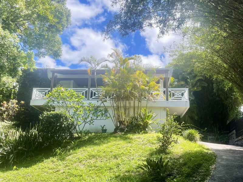 Maison - 180 m² - 7 pièces