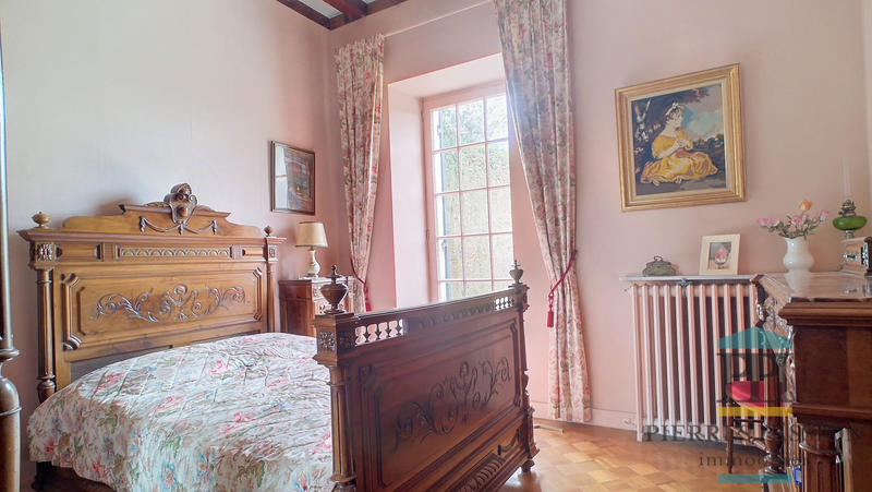 Maison - 163 m² - 6 pièces