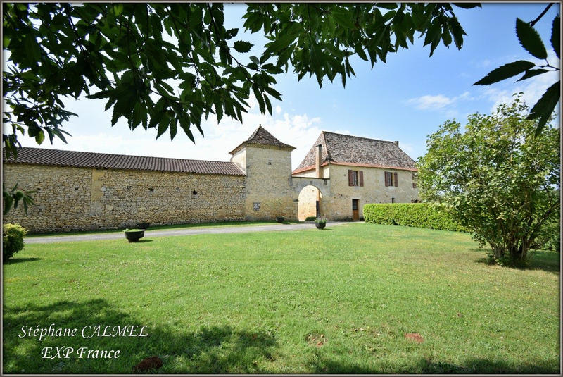 Ferme - 319 m² - 11 pièces