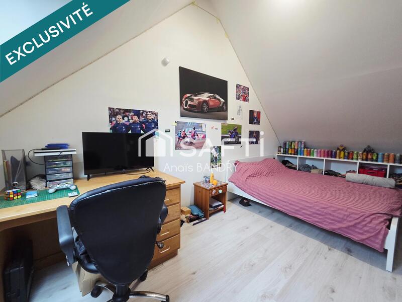 Maison - 144 m² - 10 pièces