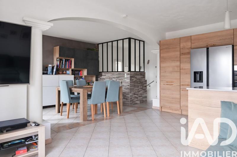 Maison - 128 m² - 5 pièces