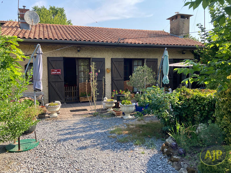 Maison - 102 m² - 3 pièces