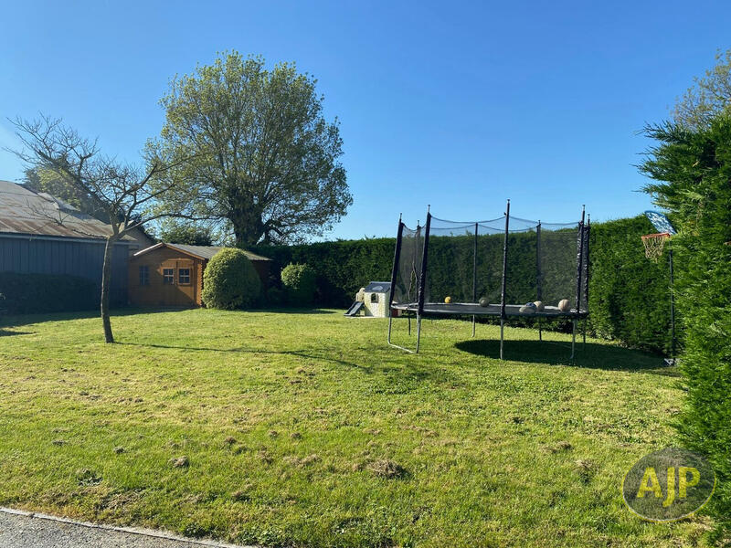 Maison - 165 m² - 6 pièces