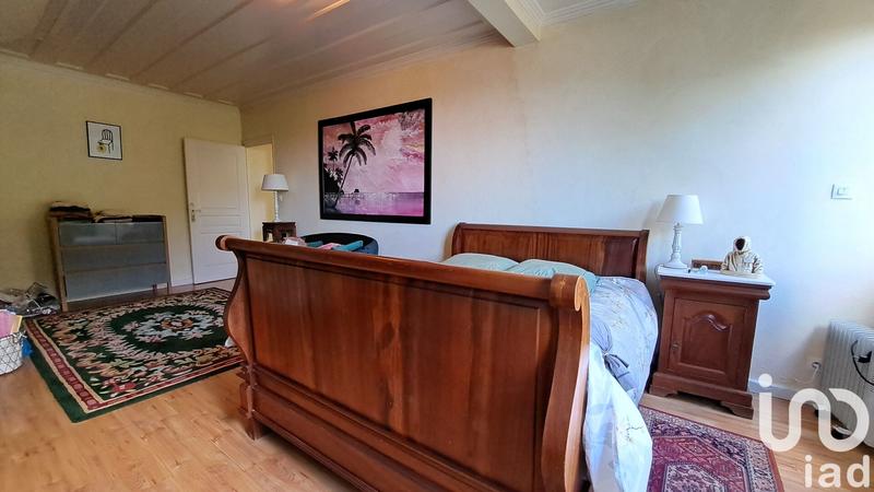 Maison - 349 m² - 7 pièces