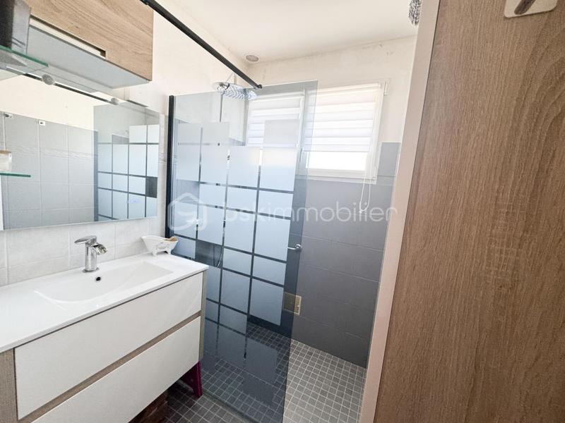 Maison - 90 m² - 6 pièces