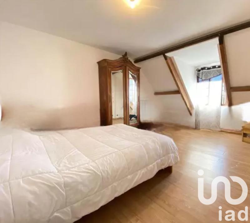 Maison - 229 m² - 10 pièces