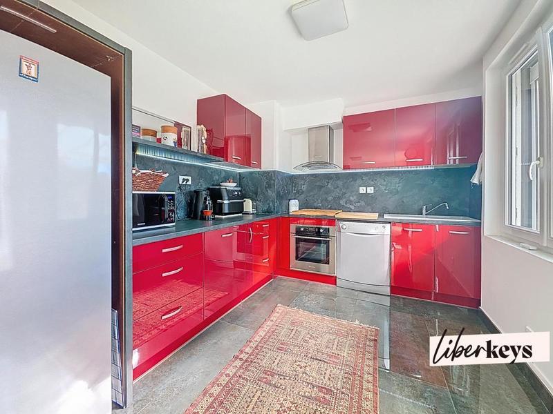 Maison - 84 m² - 4 pièces