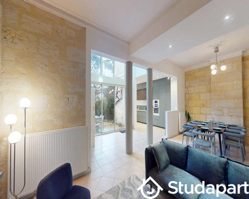 Chambre - 230 m² - 1 pièce