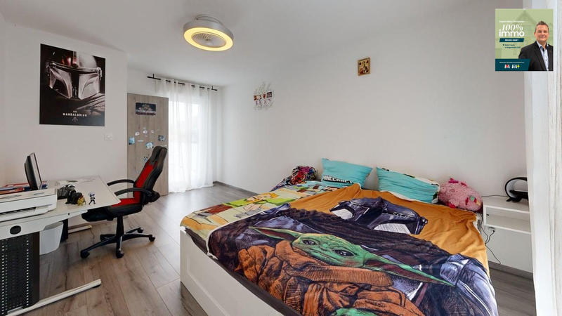 Maison - 250 m² - 7 pièces