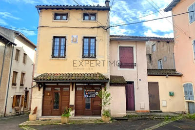 Maison de village - 64 m² - 4 pièces