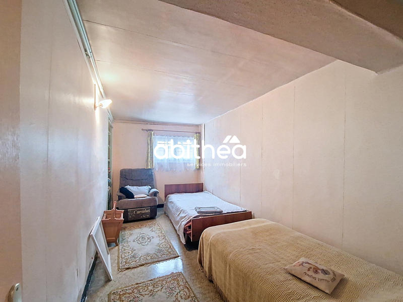 Maison - 170 m² - 8 pièces