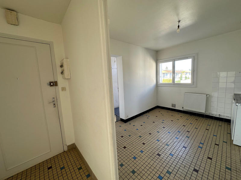 Appartement ancien - 64 m² - 4 pièces