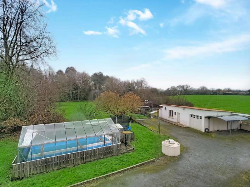 Maison - 178 m² - 7 pièces