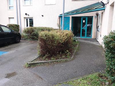 Bureau - 120 m² - 6 pièces