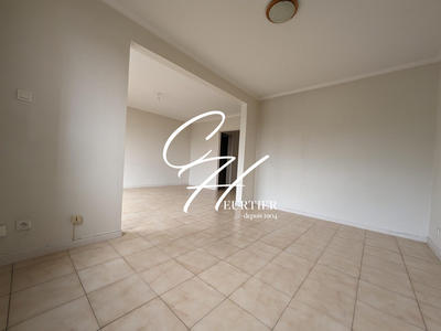 Appartement - 91 m² - 5 pièces