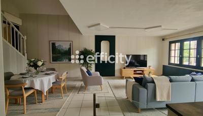 Maison - 150 m² - 5 pièces