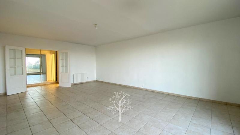 Appartement - 90 m² - 3 pièces