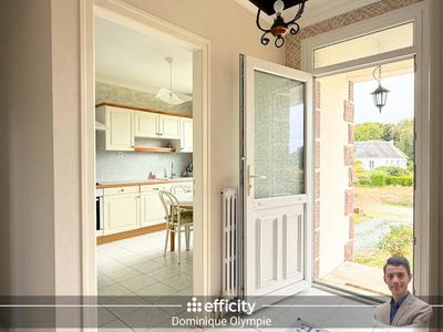 Maison - 120 m² - 8 pièces