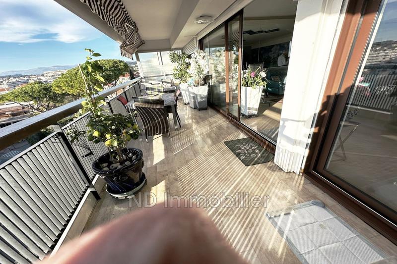 Appartement - 106 m² - 4 pièces