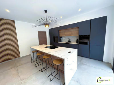 Maison contemporaine - 171 m² - 6 pièces