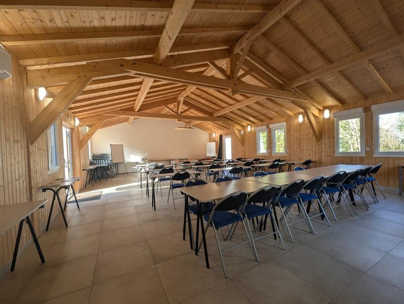 Propriété - 330 m² - 11 pièces