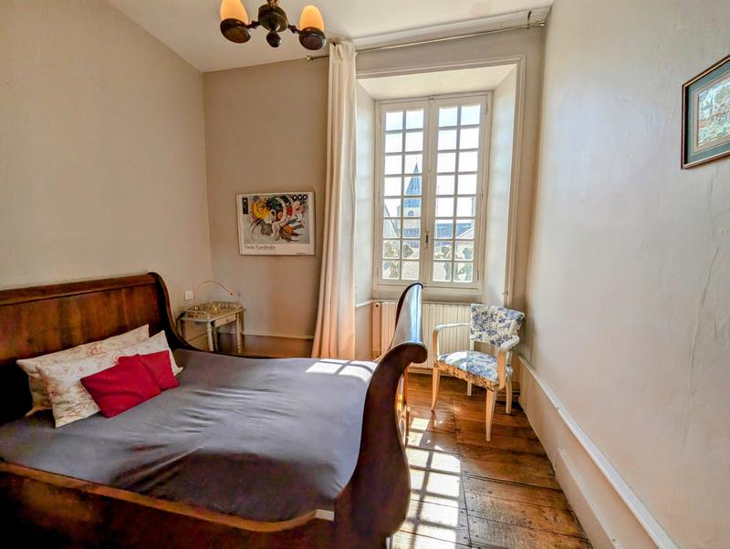 Maison - 176 m² - 8 pièces
