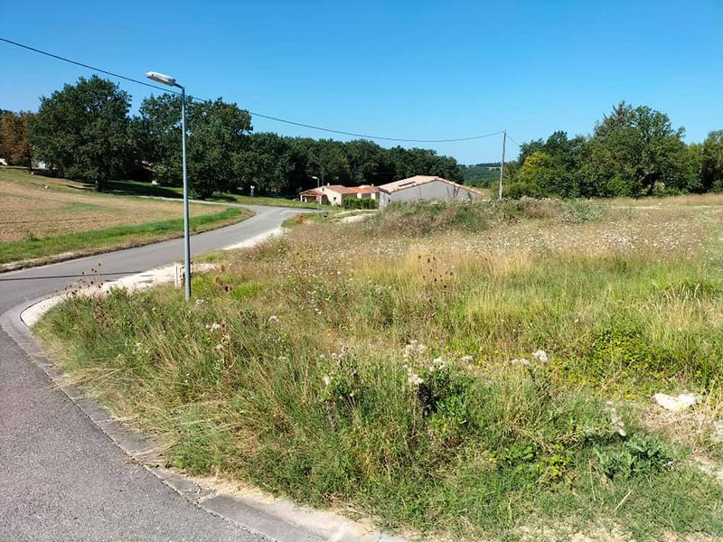 Terrain constructible - 952 m²