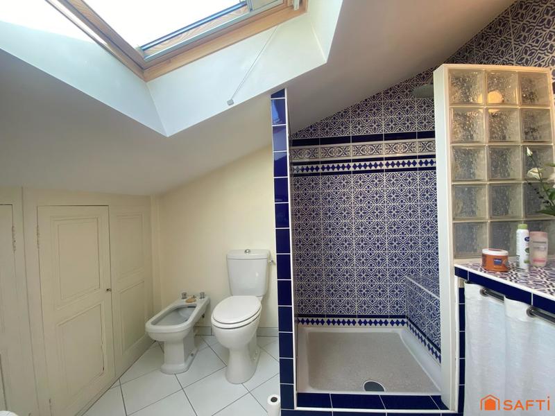 Maison - 170 m² - 6 pièces