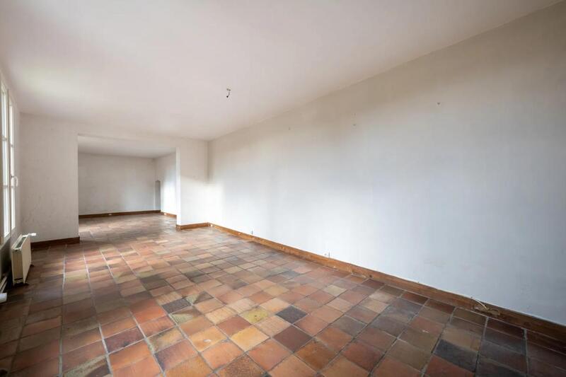 Maison - 196 m² - 7 pièces