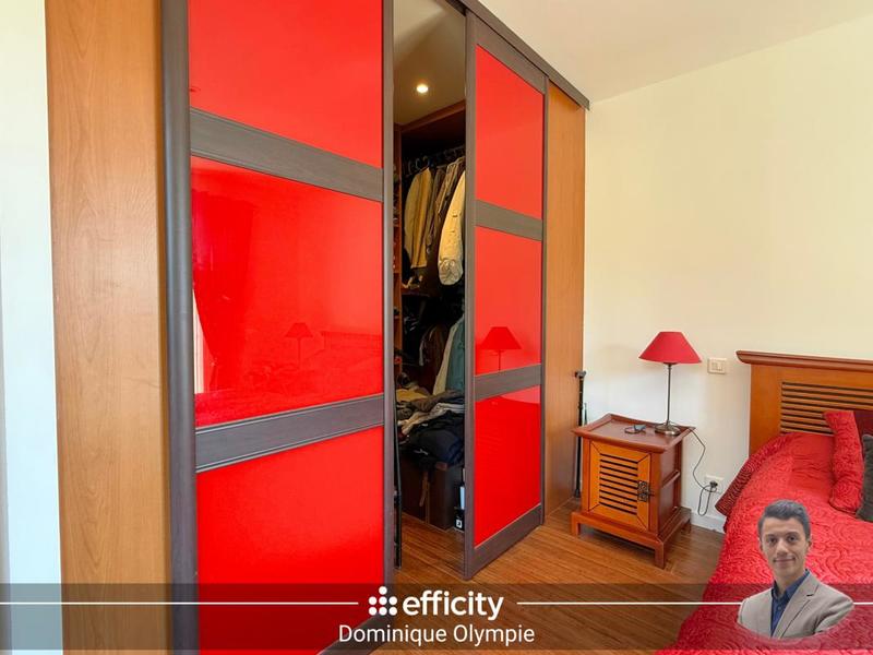 Maison - 155 m² - 8 pièces