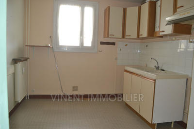 Appartement - 72 m² - 4 pièces