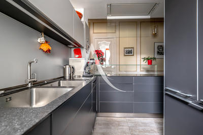 Appartement - 147 m² - 5 pièces