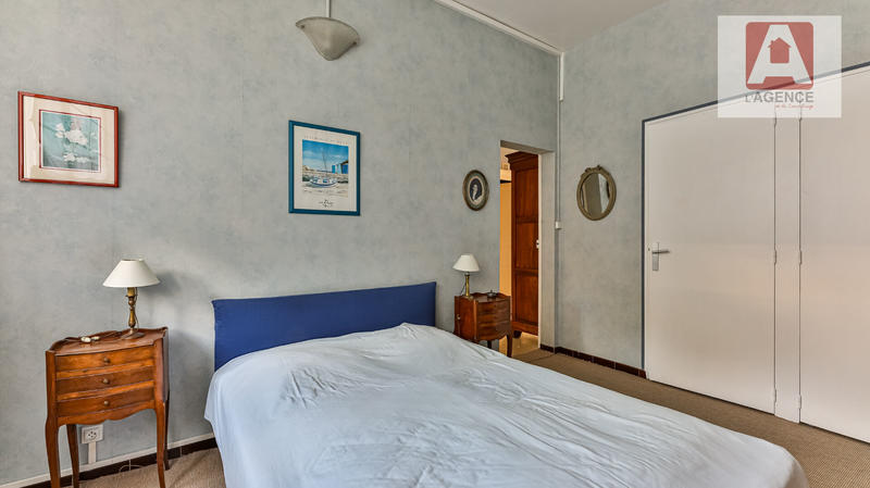 Maison - 178 m² - 8 pièces