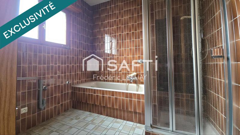 Maison - 230 m² - 8 pièces