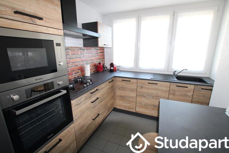 Chambre - 11 m² - 1 pièce