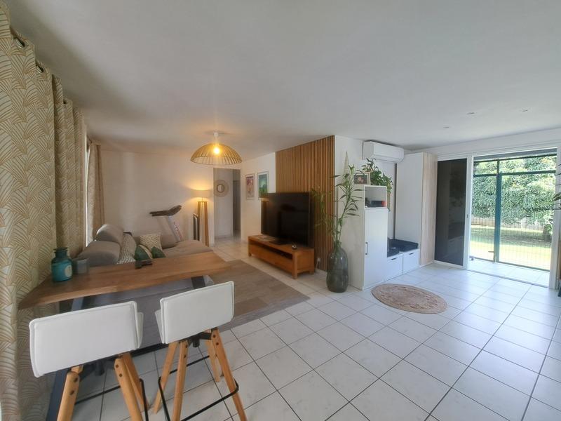 Maison - 88 m² - 4 pièces