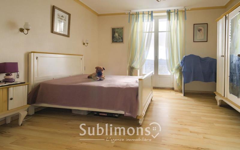 Maison - 178 m² - 7 pièces